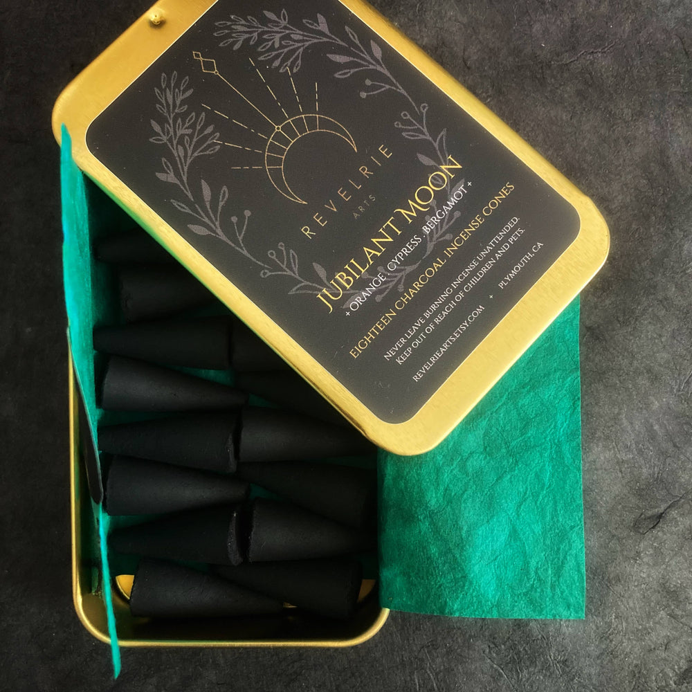 Tokyo Glow - Charcoal Incense Cones In Gold Tin 