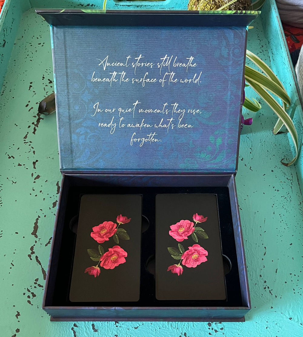 Myth Weaver Tarot- Deluxe Edition