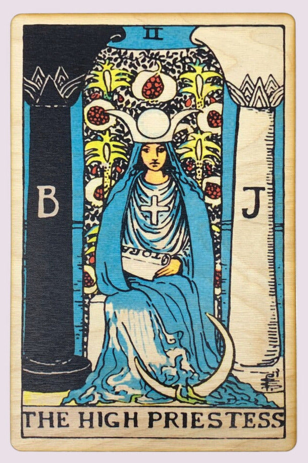 The High Priestess – Wooden Tarot Art