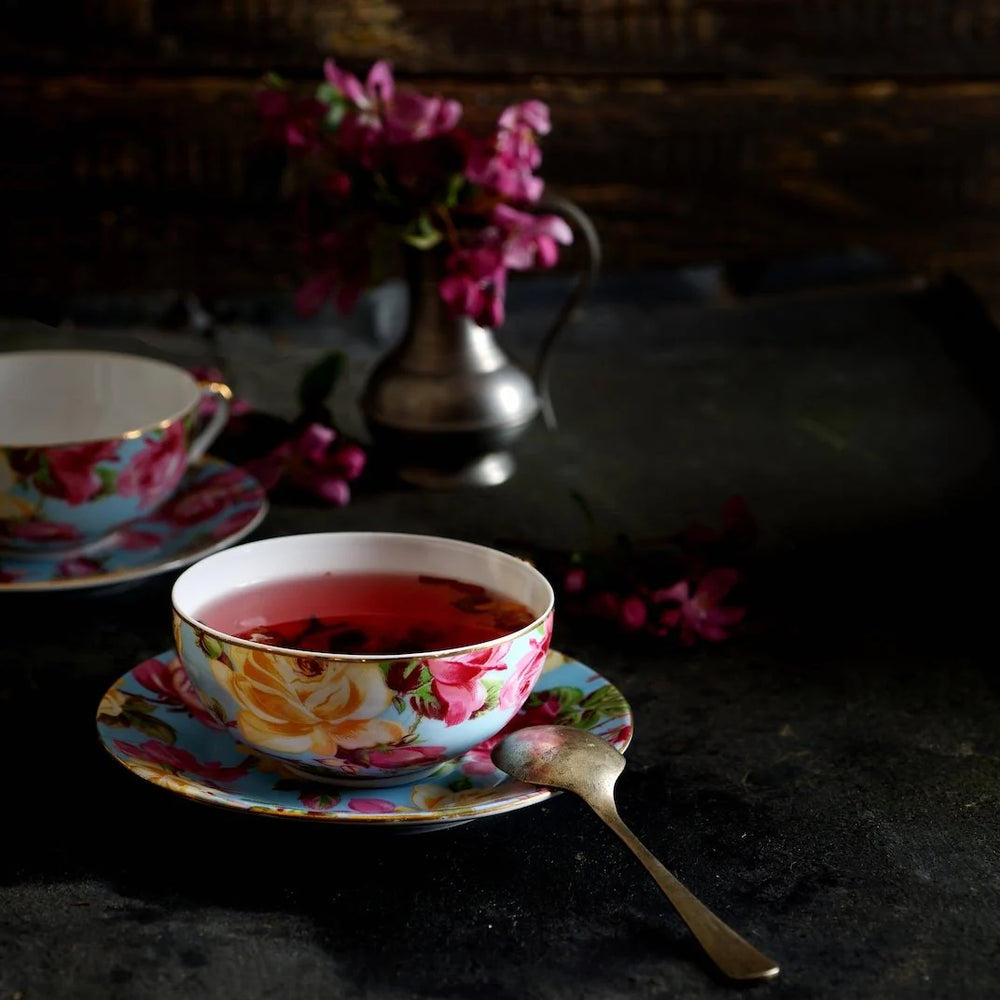 The Lovers Herbal Wellness Tea – Hibiscus Cinnamon Vanilla Love Potion – Violet Glass Apothecary Jar